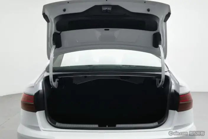 Volkswagen Sagitar 2020 Model 200TSI DSG Comfort Model China VI – фото 23