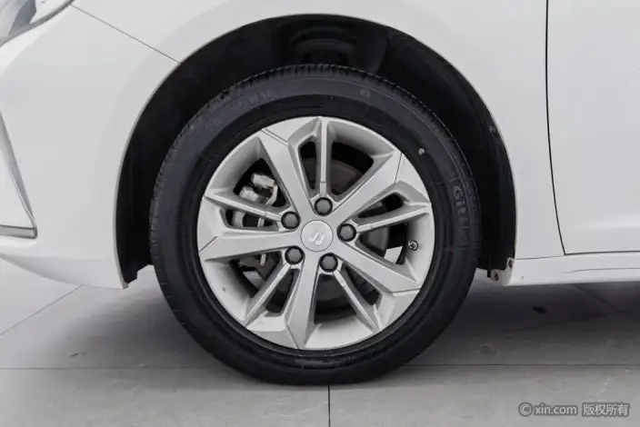 Geely Emgrand GL 2021 Model UP 1.4T CVT Ling Shang Model – фото 8