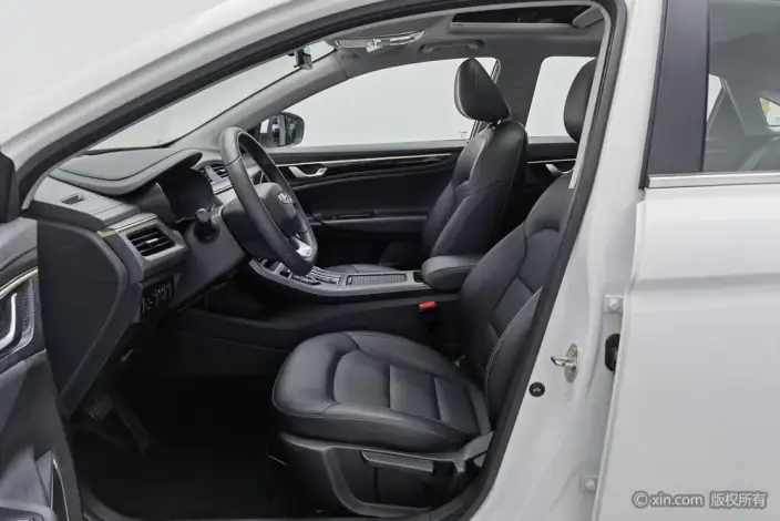 Geely Emgrand GL 2021 Model UP 1.4T CVT Ling Shang Model – фото 17