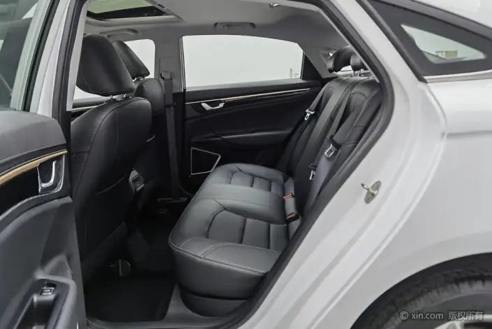 Geely Emgrand GL 2021 Model UP 1.4T CVT Ling Shang Model – фото 19