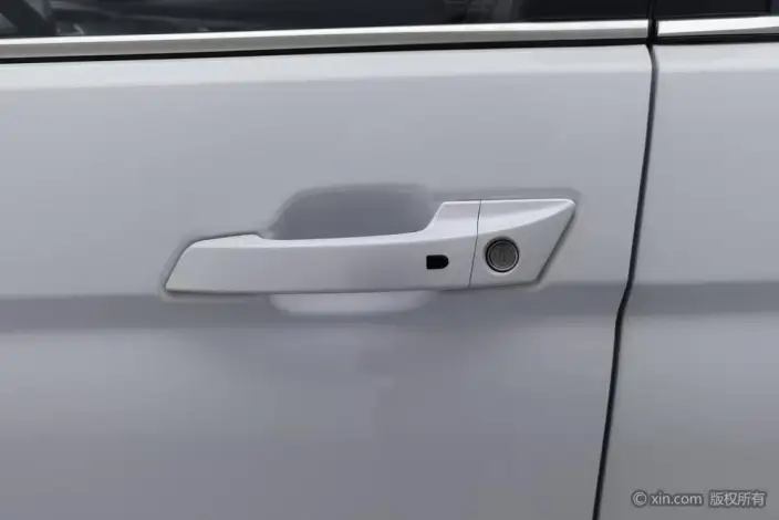 Changan CS75 2021 Model Rong Shine Million Edition 280T DCT Noble Model – фото 12