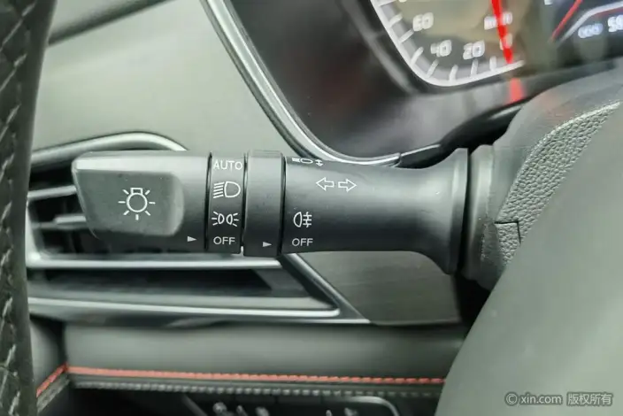 Changan CS75 2021 Model Rong Shine Million Edition 280T DCT Noble Model – фото 16