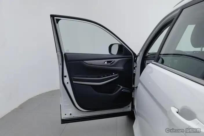 Changan CS75 2021 Model Rong Shine Million Edition 280T DCT Noble Model – фото 21