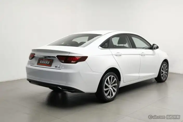 Geely Emgrand GL 2021 Model UP 1.4T CVT Ling Zun Model – фото 4