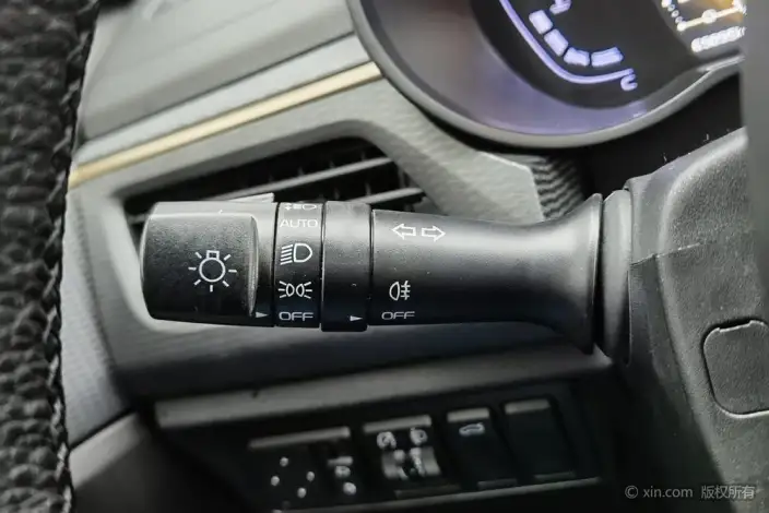 Geely Emgrand GL 2021 Model UP 1.4T CVT Ling Zun Model – фото 15