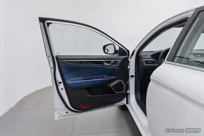 Geely Emgrand GL 2021 Model UP 1.4T CVT Ling Zun Model – фото 21