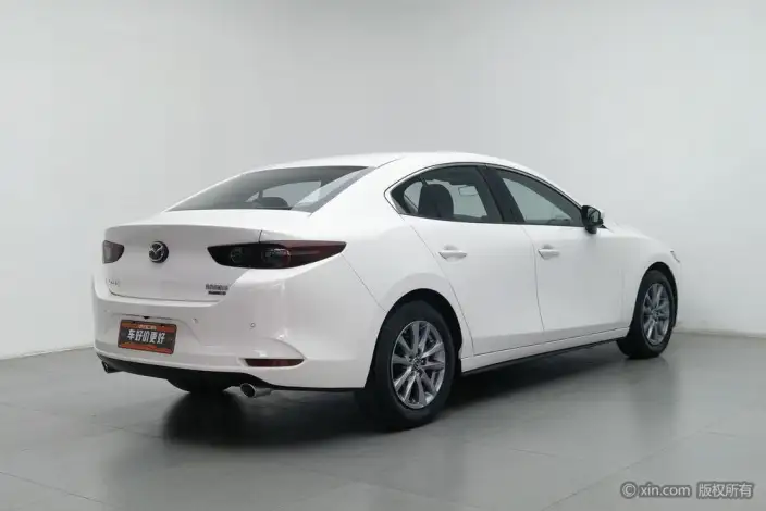 Mazda3 Axela 2021 Model 2.0L Automatic Zhi Engine Edition – фото 4
