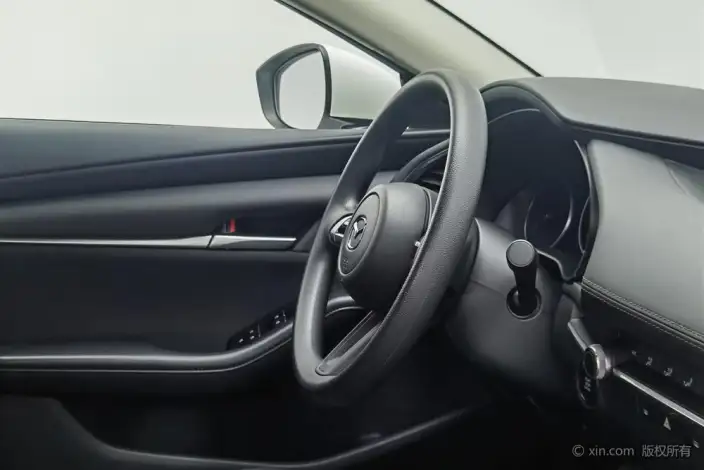 Mazda3 Axela 2021 Model 2.0L Automatic Zhi Engine Edition – фото 10