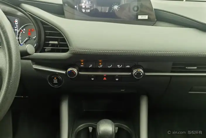 Mazda3 Axela 2021 Model 2.0L Automatic Zhi Engine Edition – фото 14