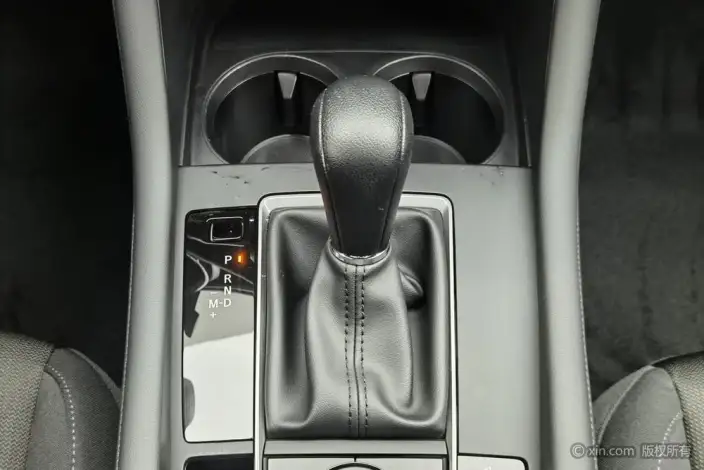 Mazda3 Axela 2021 Model 2.0L Automatic Zhi Engine Edition – фото 16