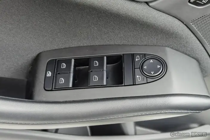 Mazda3 Axela 2021 Model 2.0L Automatic Zhi Engine Edition – фото 23