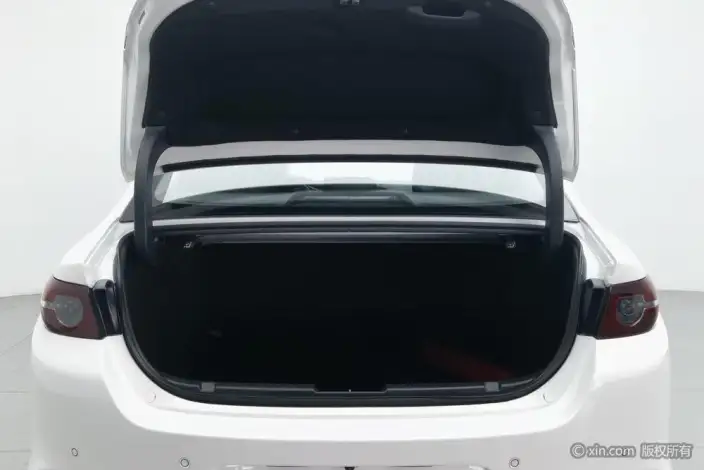 Mazda3 Axela 2021 Model 2.0L Automatic Zhi Engine Edition – фото 24
