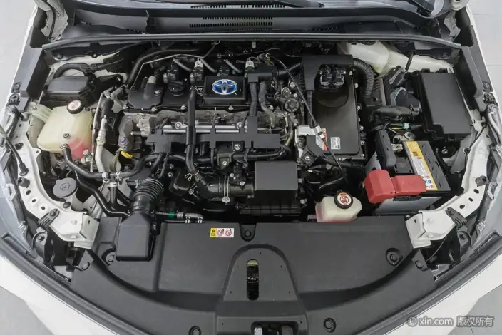 Toyota Corolla 2021 Model Hybrid 1.8L E-CVT Elite Edition – фото 5