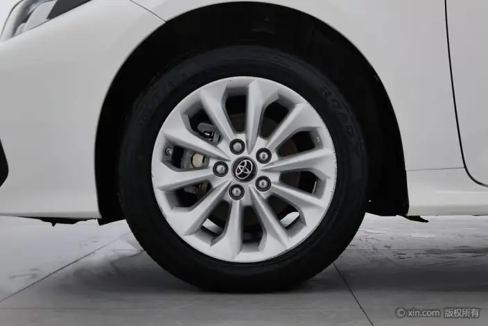 Toyota Corolla 2021 Model Hybrid 1.8L E-CVT Elite Edition – фото 8