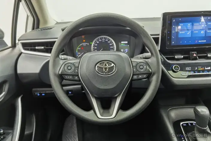 Toyota Corolla 2021 Model Hybrid 1.8L E-CVT Elite Edition – фото 14