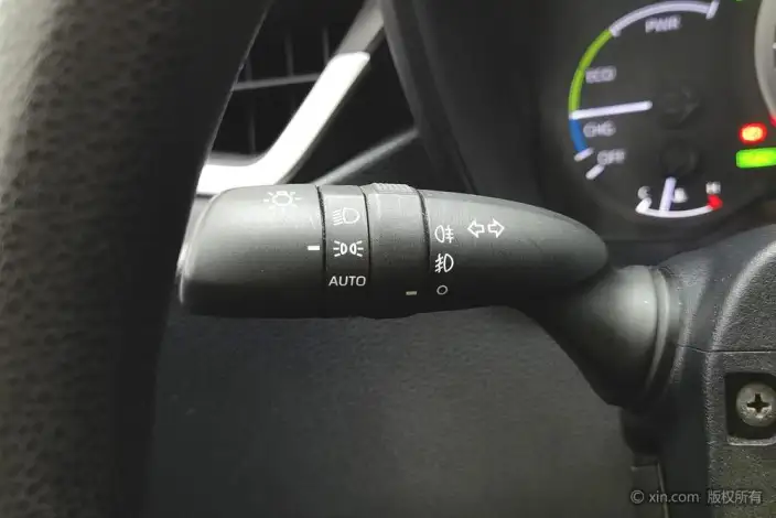 Toyota Corolla 2021 Model Hybrid 1.8L E-CVT Elite Edition – фото 16