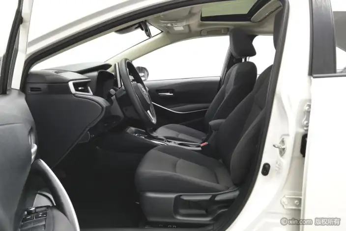 Toyota Corolla 2021 Model Hybrid 1.8L E-CVT Elite Edition – фото 17