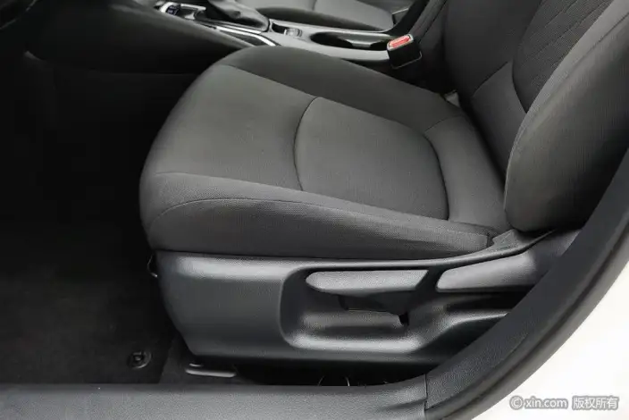 Toyota Corolla 2021 Model Hybrid 1.8L E-CVT Elite Edition – фото 18