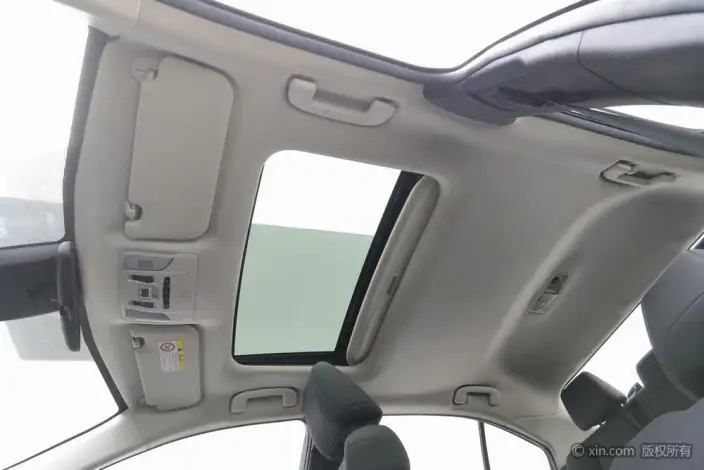 Toyota Corolla 2021 Model Hybrid 1.8L E-CVT Elite Edition – фото 20