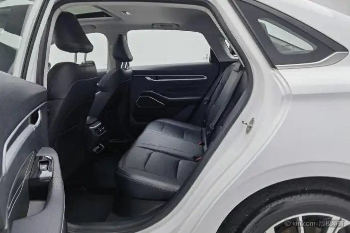 Geely Emgrand 2022 Model No. 4 Gen 1.5L CVT Noble Model – фото 19