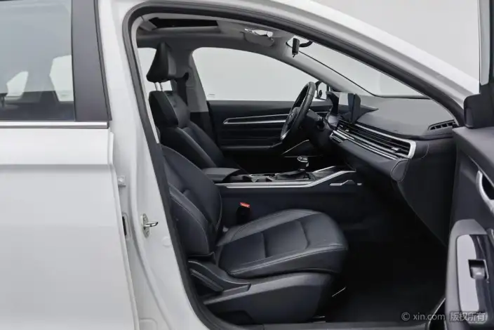 Geely Emgrand 2022 Model No. 4 Gen 1.5L CVT Noble Model – фото 24