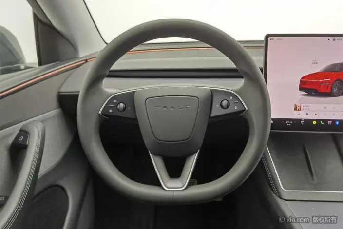 Model Y 2025 Model Rear-wheel drive version – фото 15