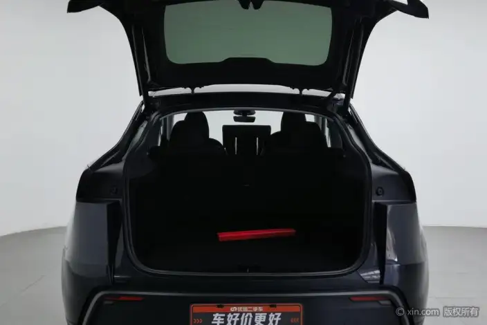 Model Y 2025 Model Rear-wheel drive version – фото 22