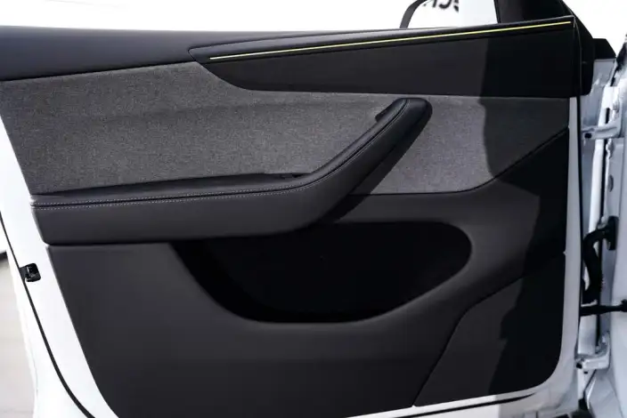 Model Y 2026 Model Rear-wheel drive version – фото 16