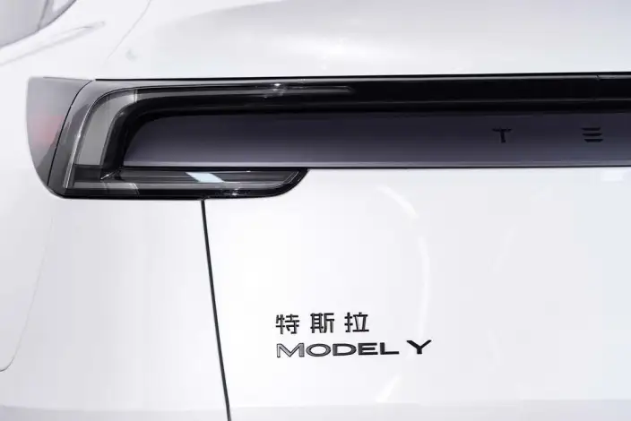Model Y 2026 Model Rear-wheel drive version – фото 17