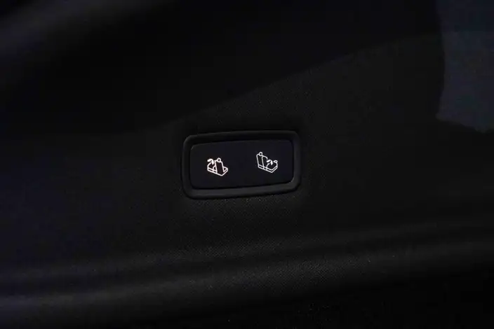 Model Y 2026 Model Rear-wheel drive version – фото 20