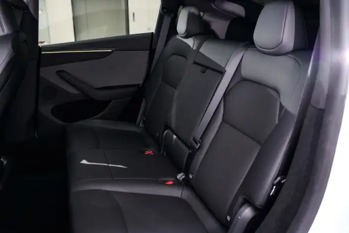 Model Y 2026 Model Rear-wheel drive version – фото 30