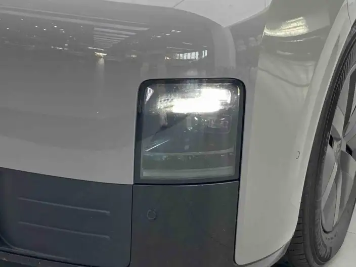 Li Auto MEGA 2025 Model Home Family Special Edition – фото 9