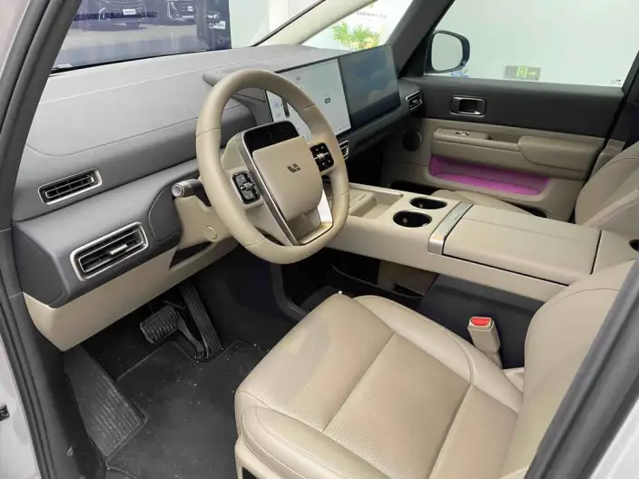 Li Auto MEGA 2025 Model Home Family Special Edition – фото 12