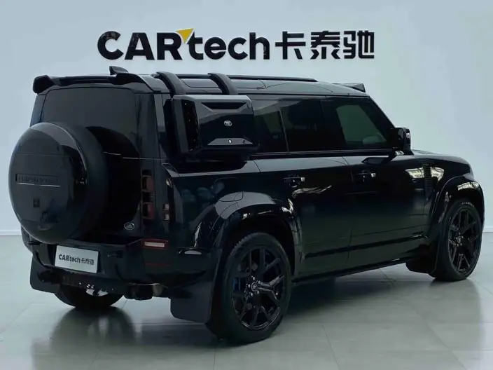 Land Rover Defender 2024 Model 110 3.0T P400 X-Dynamic HSE – фото 5