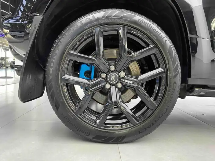 Land Rover Defender 2024 Model 110 3.0T P400 X-Dynamic HSE – фото 23