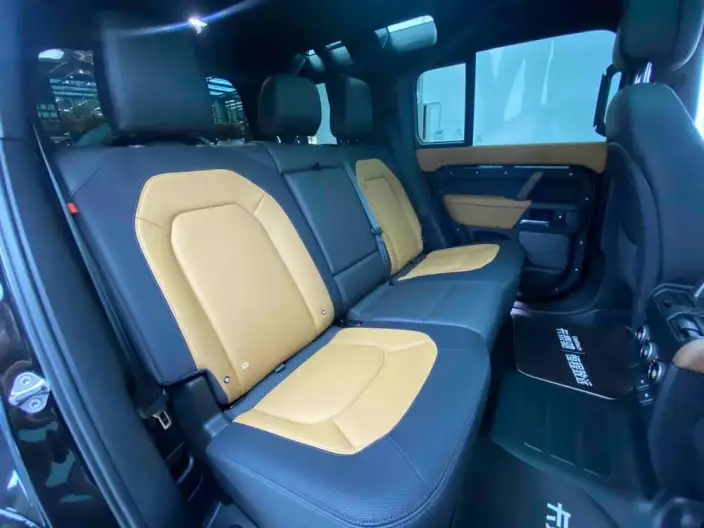 Land Rover Defender 2024 Model 110 3.0T P400 X-Dynamic HSE – фото 36
