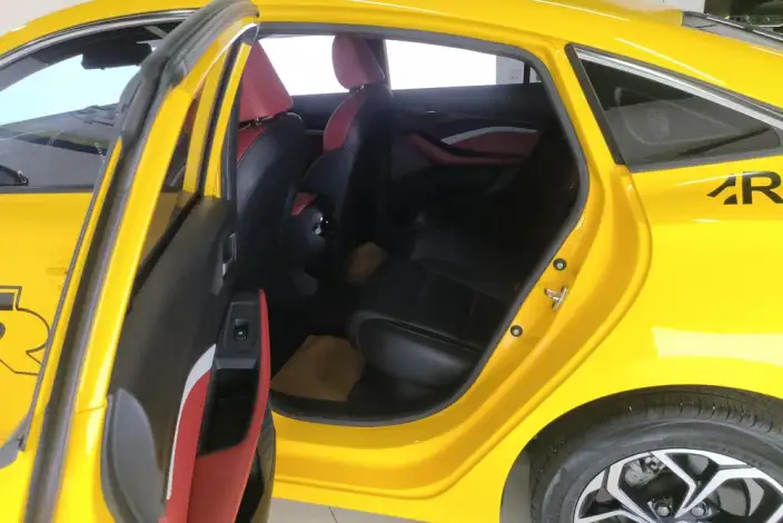 MG5 2021 Model 180DVVT CVT Youth Deluxe Edition – фото 32