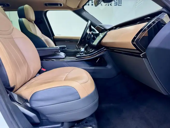 Range Rover Sport 2023 Model 3.0 L6 DYNAMIC SE – фото 23