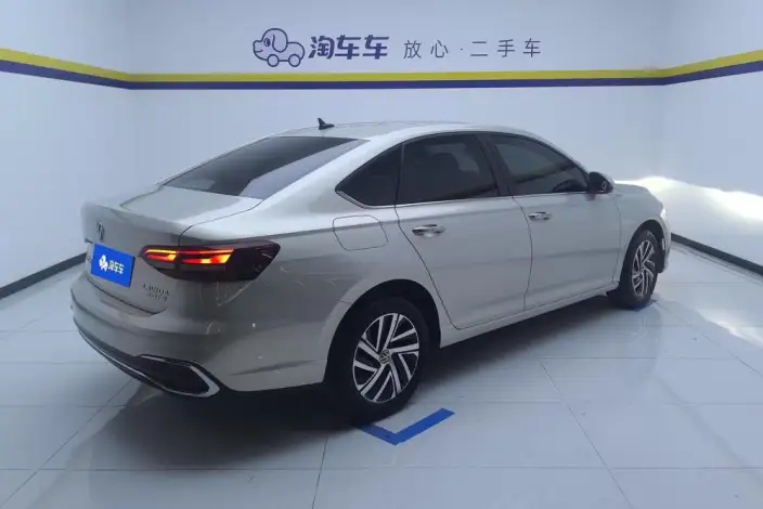 Volkswagen Lavida 2023 Model 280TSI DSG Manyi Edition – фото 3