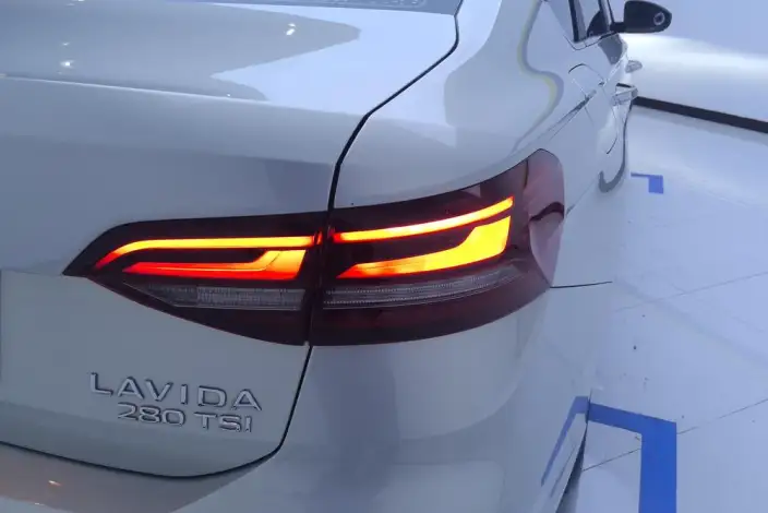 Volkswagen Lavida 2023 Model 280TSI DSG Manyi Edition – фото 5