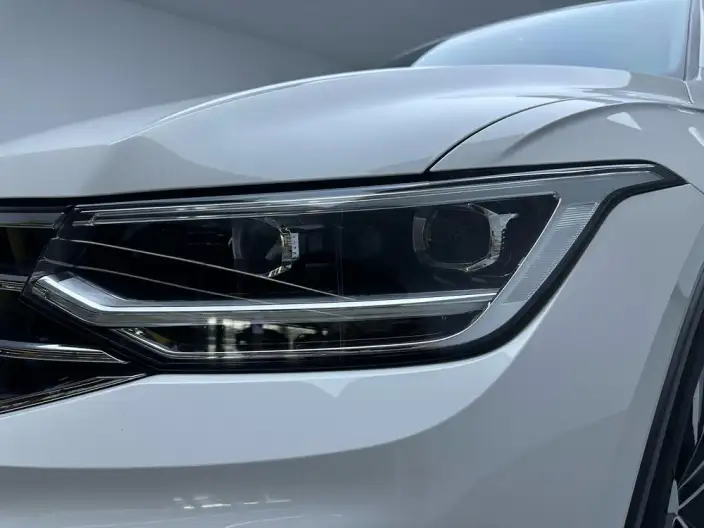 Volkswagen Tiguan L 2022 Model 330TSI Automatic 2WD R-Line Enjoy the version more – фото 12