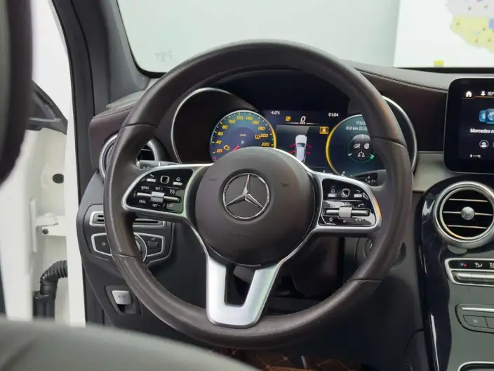 Mercedes-Benz GLC 2021 Model GLC 260 L 4MATIC Dynamic Model – фото 15