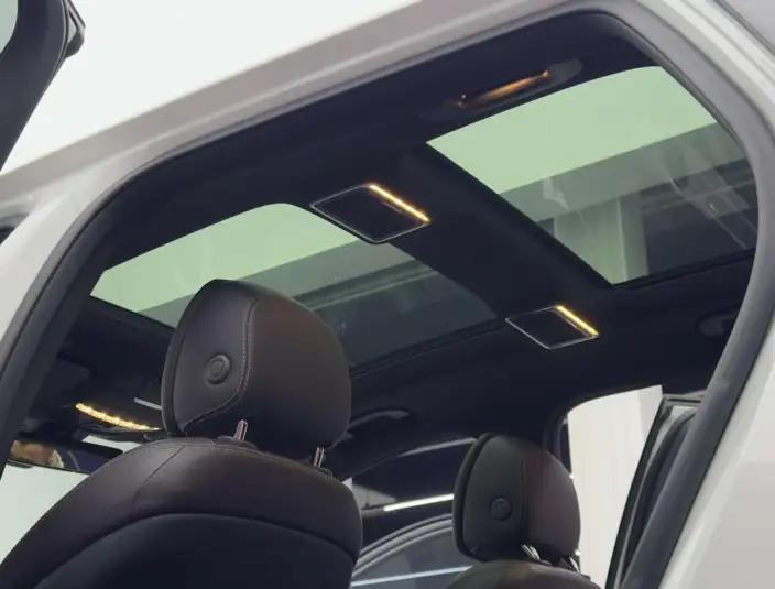 Mercedes-Benz GLC 2021 Model GLC 260 L 4MATIC Dynamic Model – фото 19