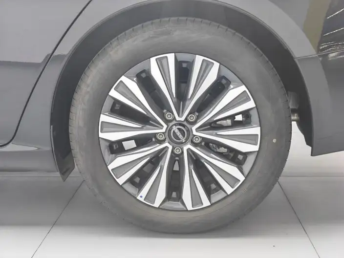 Nissan Teana 2022 Model 2.0L XL-Upr Premium Edition – фото 9