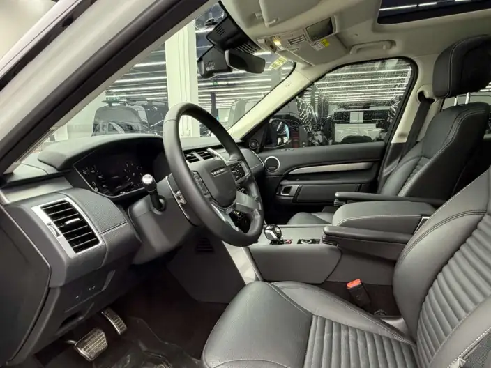 Land Rover Discovery 2024 Model 360PS R-Dynamic SE – фото 11