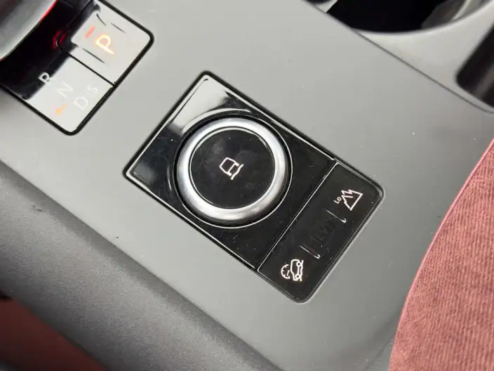 Land Rover Discovery 2024 Model 360PS S – фото 9