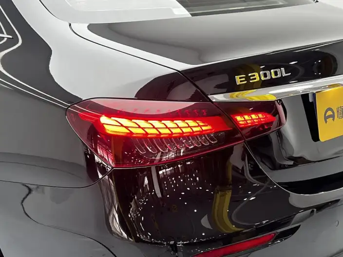 Mercedes-Benz E-Class 2021 Model Facelift E 300 L Fashion Model sedan – фото 13