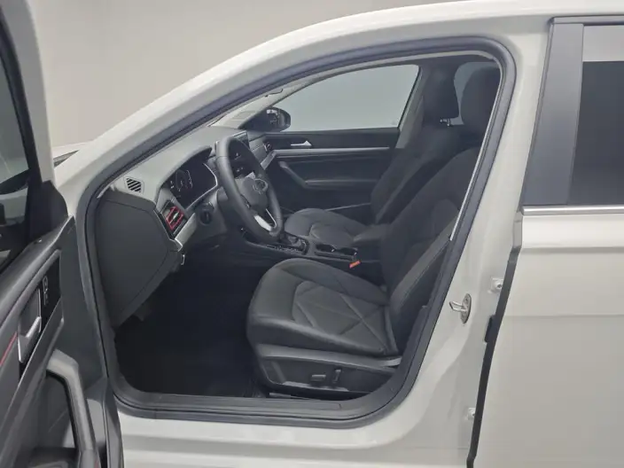 Volkswagen Lavida 2024 Model 300TSI DSG Starry Sky Leading Edition – фото 17
