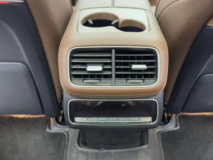 Mercedes-Benz GLE PHEV 2024 Model GLE 400e 4MATIC – фото 8