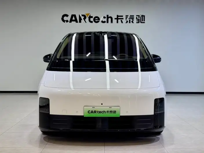 Li Auto MEGA 2025 Model Home Family Special Edition – фото 8